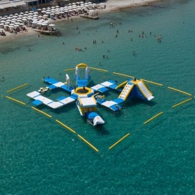 Floating park 55b people
